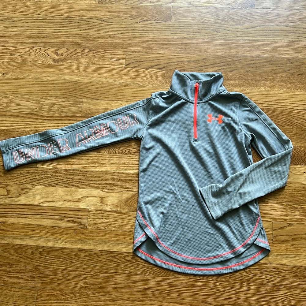 Under Armour Lightweight 3/4 ZipUp-Size Youth M